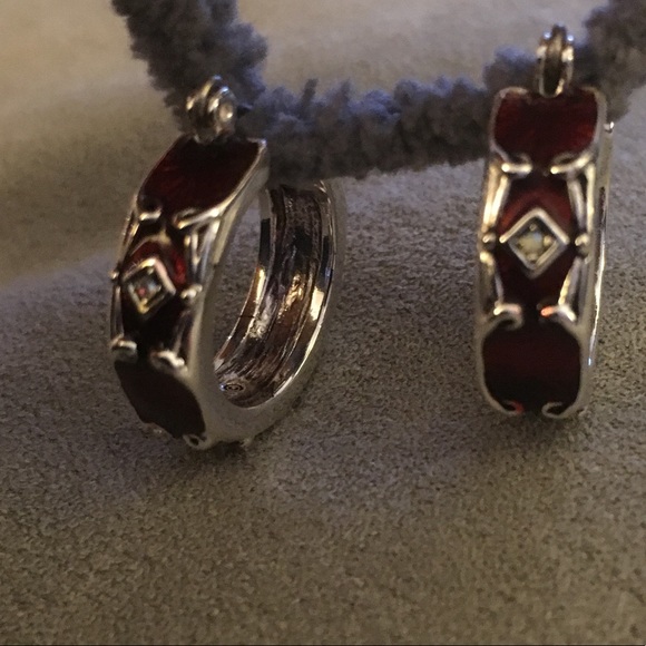 5/25$ Hoop earrings - Picture 2 of 3